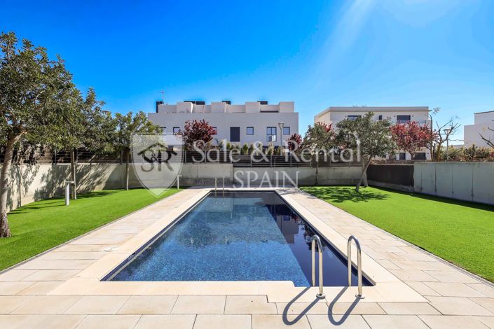 Image No.33-4 Bed Villa for sale