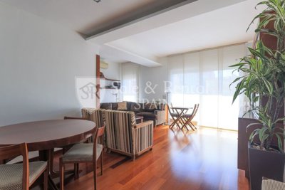 1 - Barcelona, Villa