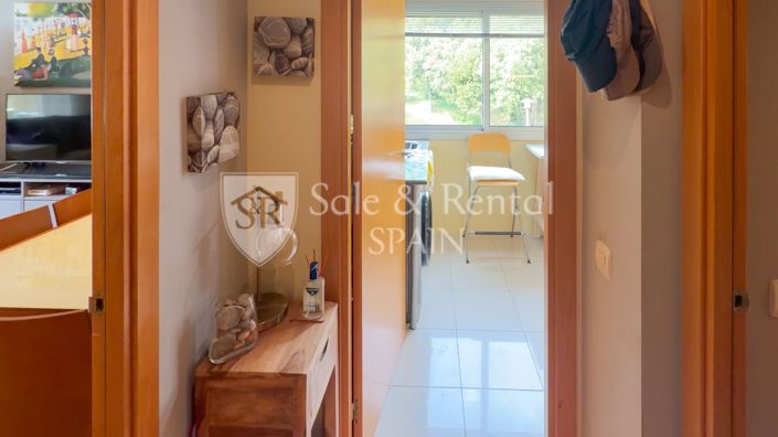 Image No.15-3 Bed Flat for sale