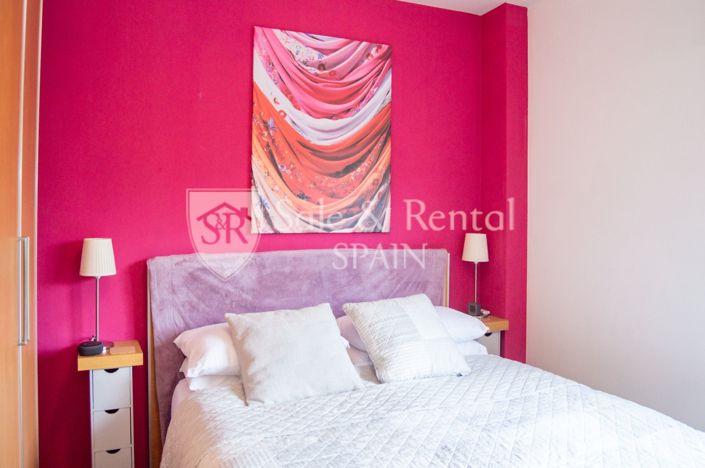 Image No.25-3 Bed Flat for sale
