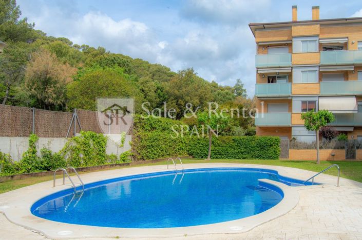 Image No.41-3 Bed Flat for sale