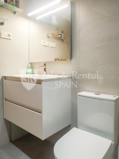Image No.11-2 Bed Flat for sale
