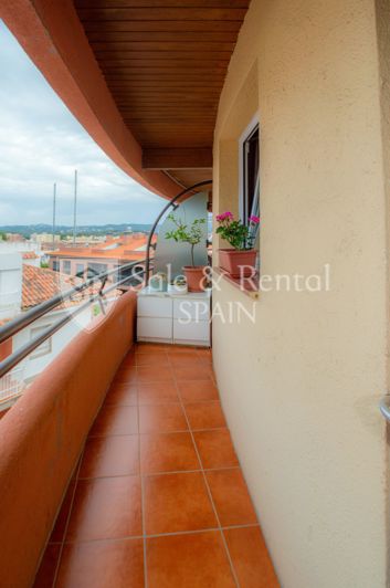 Image No.16-2 Bed Flat for sale