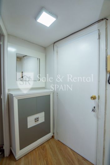 Image No.25-2 Bed Flat for sale