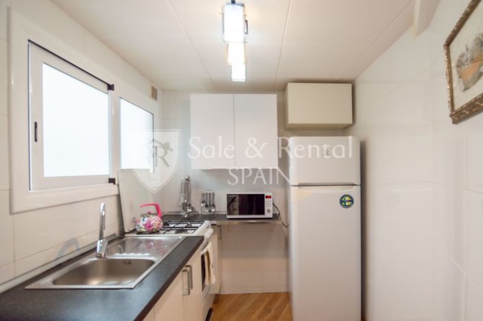 Image No.27-2 Bed Flat for sale