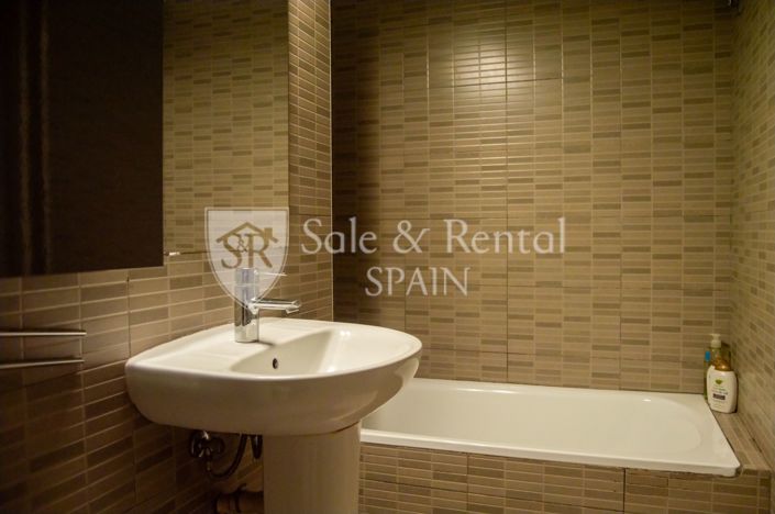 Image No.39-2 Bed Flat for sale