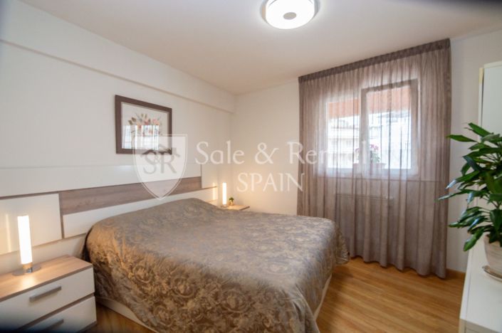 Image No.42-2 Bed Flat for sale