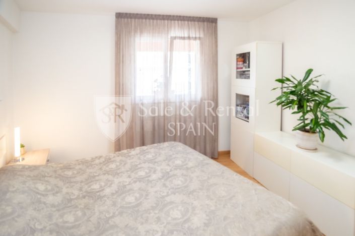 Image No.51-2 Bed Flat for sale