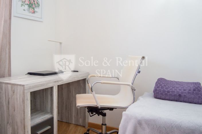 Image No.55-2 Bed Flat for sale