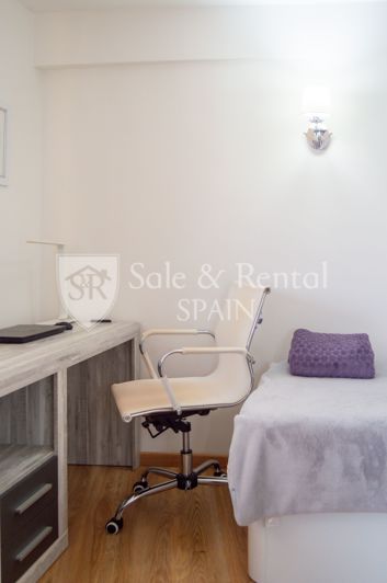 Image No.56-2 Bed Flat for sale