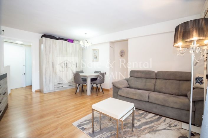 Image No.8-2 Bed Flat for sale