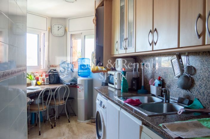 Image No.15-3 Bed Flat for sale