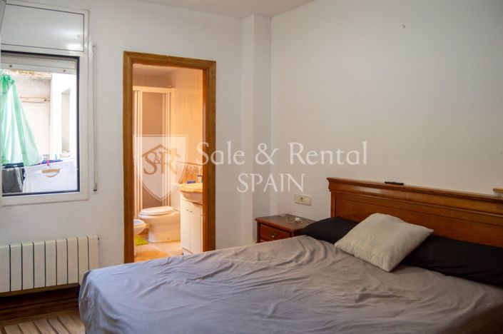 Image No.17-3 Bed Flat for sale