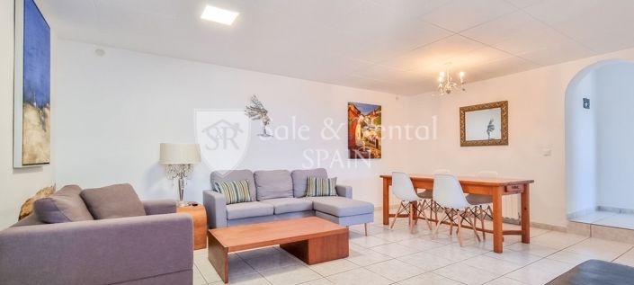 Image No.15-6 Bed Villa for sale
