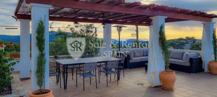 Image No.37-6 Bed Villa for sale