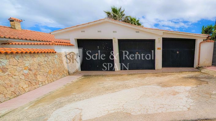 Image No.38-6 Bed Villa for sale