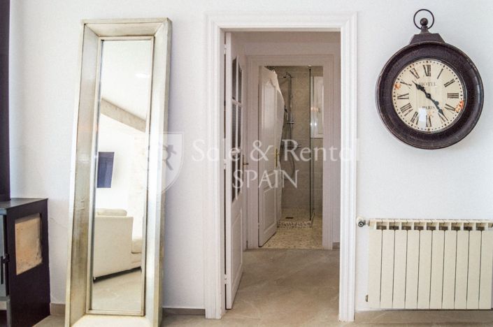 Image No.40-6 Bed Villa for sale