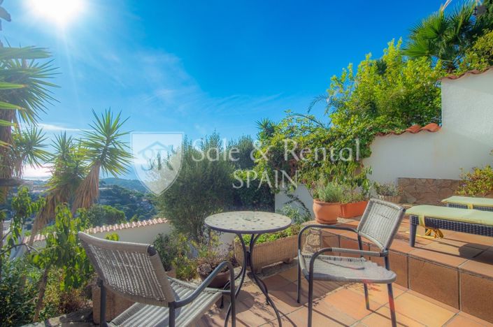 Image No.53-6 Bed Villa for sale