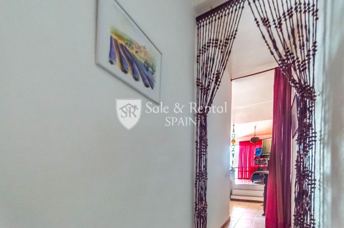 Image No.11-2 Bed Flat for sale