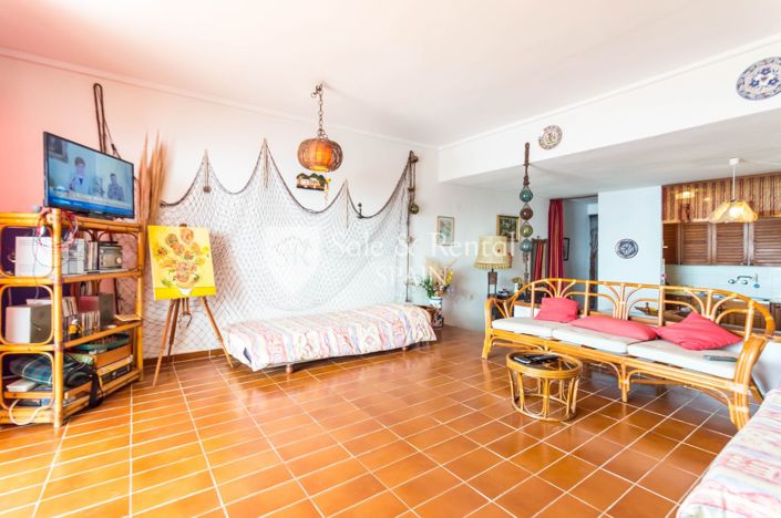 Image No.23-2 Bed Flat for sale
