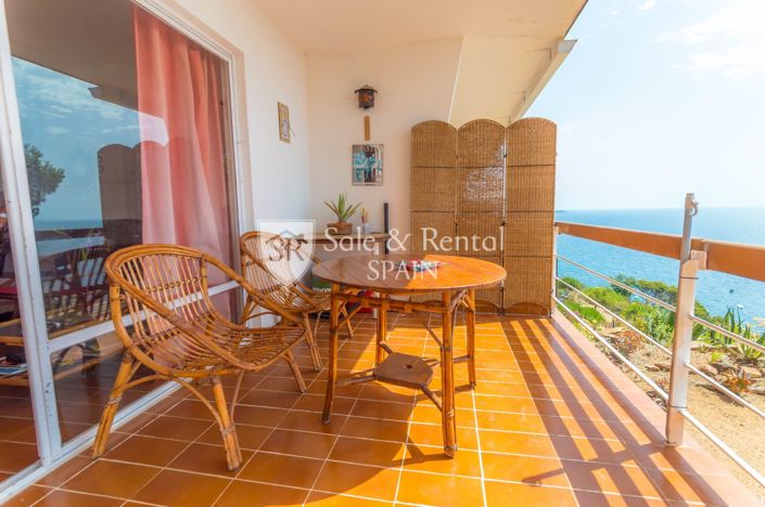 Image No.24-2 Bed Flat for sale