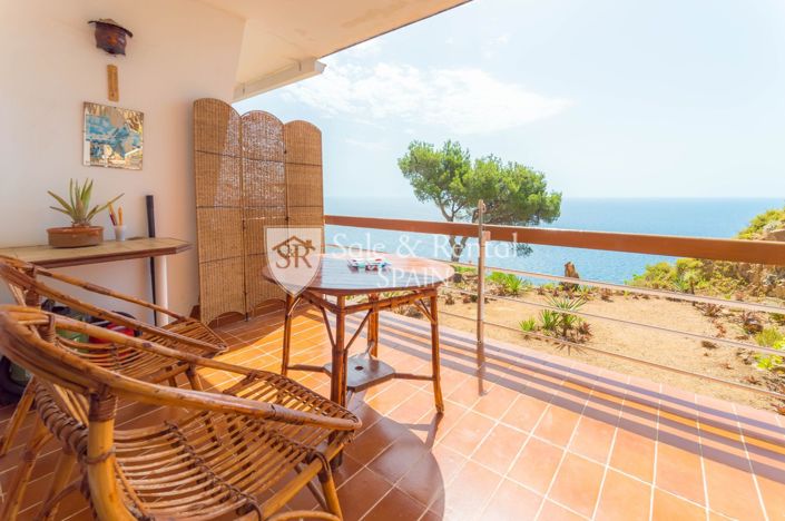 Image No.27-2 Bed Flat for sale