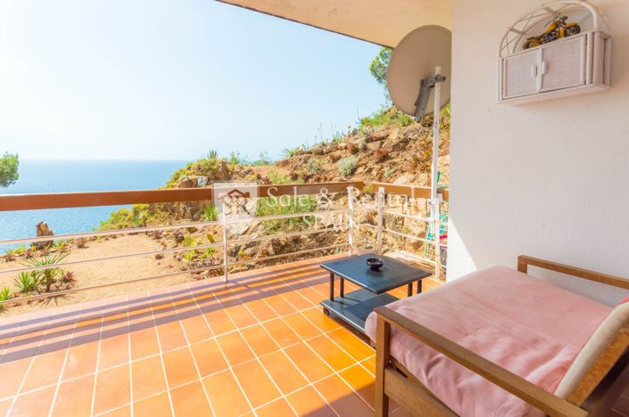 Image No.28-2 Bed Flat for sale