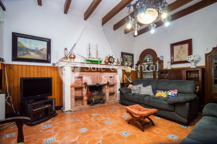 Image No.11-7 Bed Villa for sale