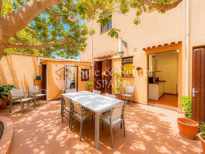 Image No.16-7 Bed Villa for sale