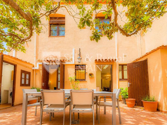 Image No.25-7 Bed Villa for sale