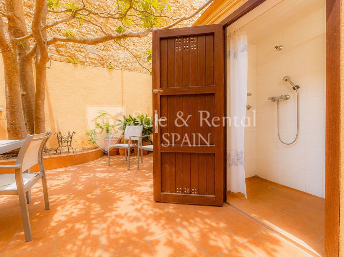 Image No.27-7 Bed Villa for sale