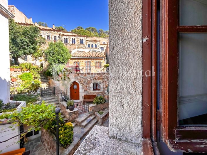 Image No.36-7 Bed Villa for sale