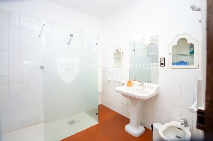 Image No.43-7 Bed Villa for sale