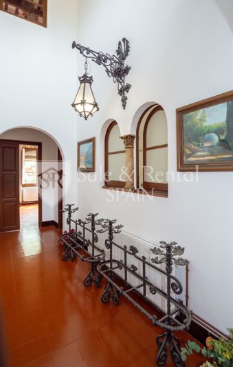 Image No.44-7 Bed Villa for sale