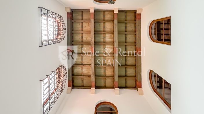 Image No.49-7 Bed Villa for sale