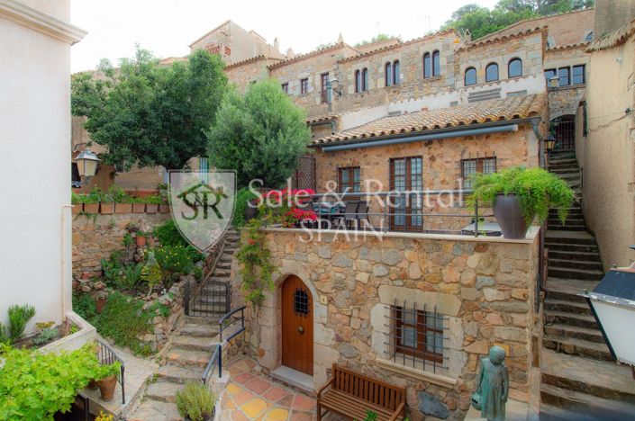 Image No.55-7 Bed Villa for sale