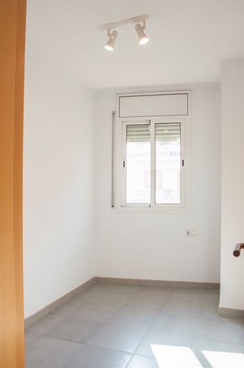 Image No.13-2 Bed Flat for sale