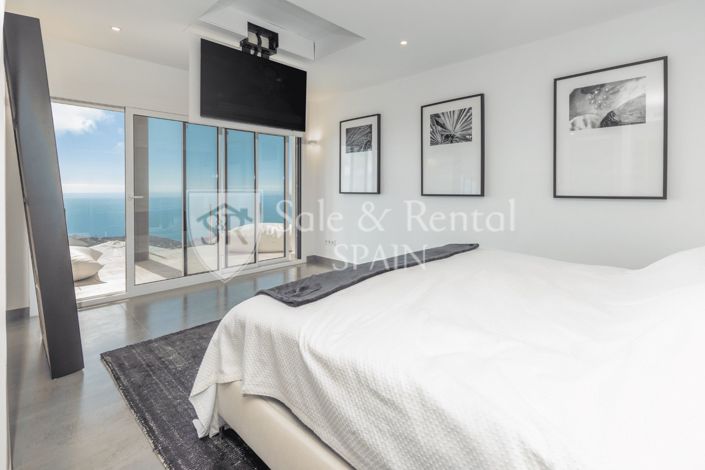 Image No.45-3 Bed Villa for sale