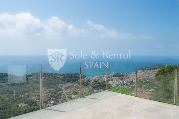 Image No.9-3 Bed Villa for sale