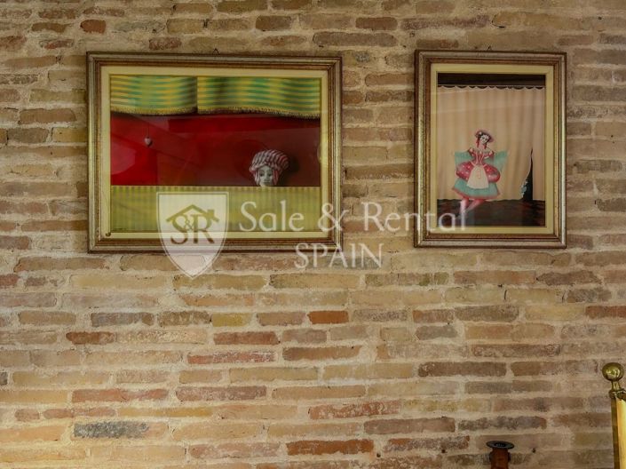 Image No.17-3 Bed Flat for sale