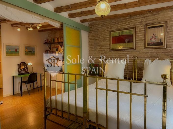 Image No.22-3 Bed Flat for sale