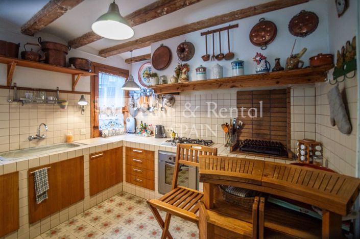 Image No.6-3 Bed Flat for sale