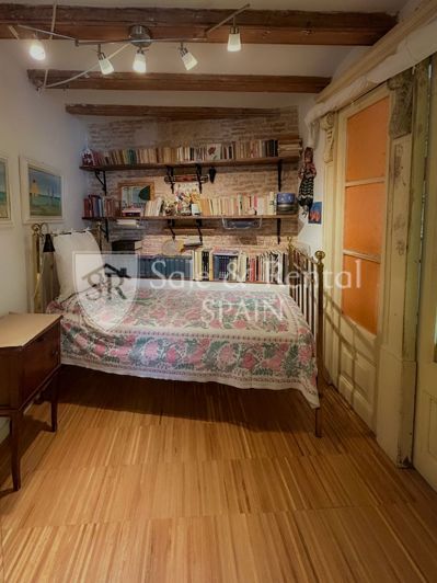 Image No.8-3 Bed Flat for sale
