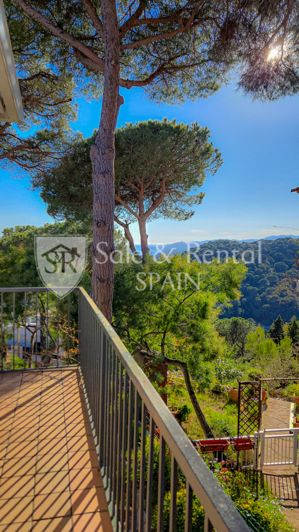 Image No.21-5 Bed Villa for sale