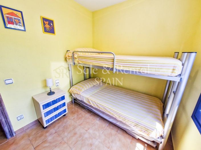 Image No.22-3 Bed Flat for sale