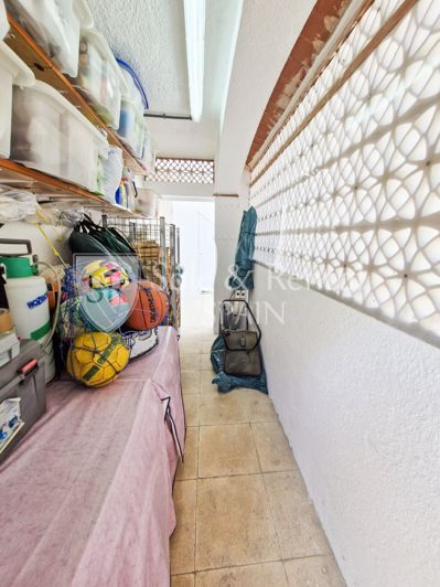 Image No.30-3 Bed Flat for sale