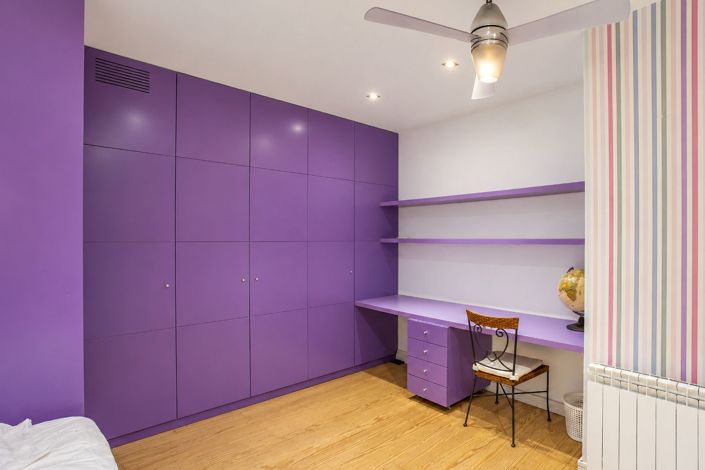Image No.20-4 Bed Flat for sale