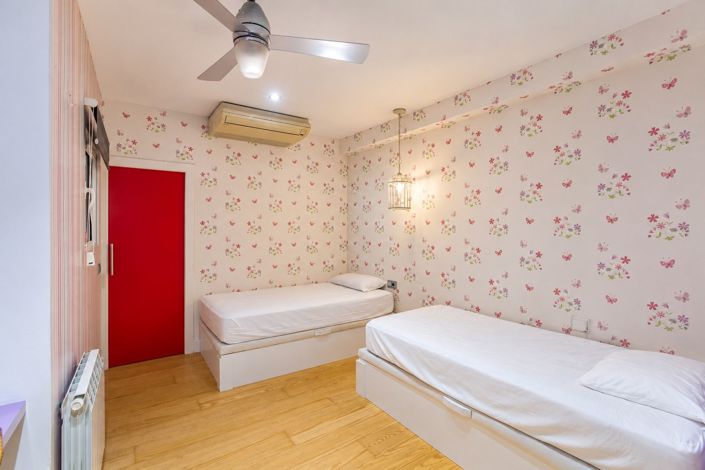 Image No.22-4 Bed Flat for sale
