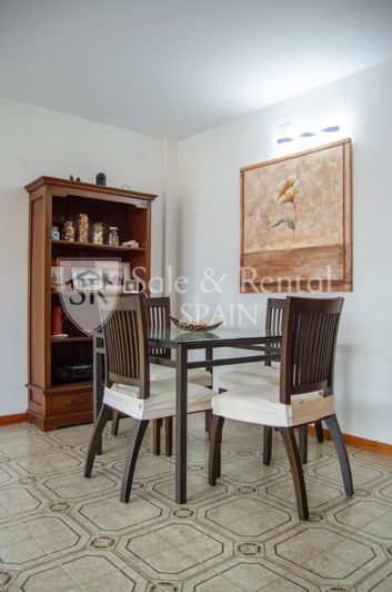 Image No.11-3 Bed Flat for sale