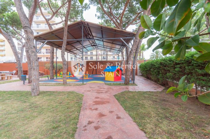 Image No.33-3 Bed Flat for sale